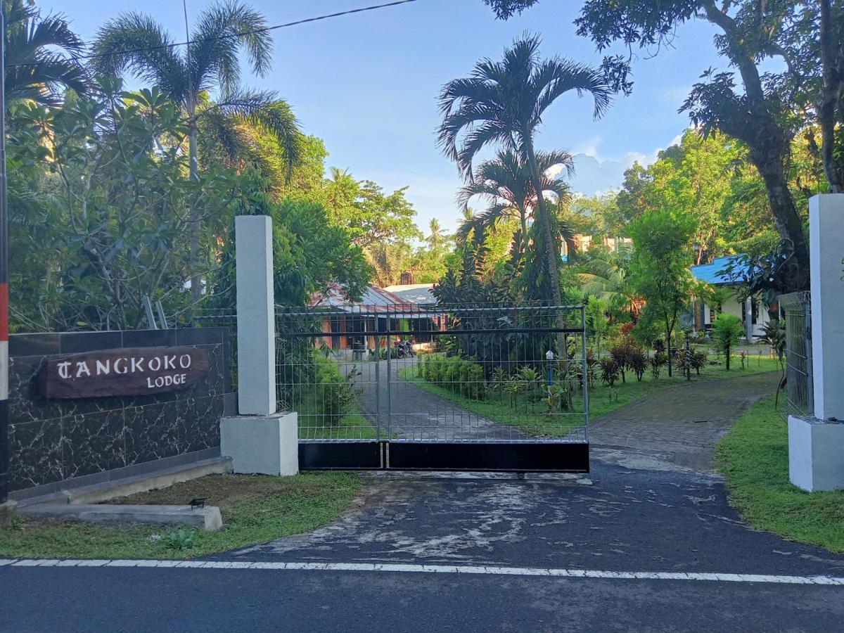 Tangkoko Lodge Bitung Exteriör bild