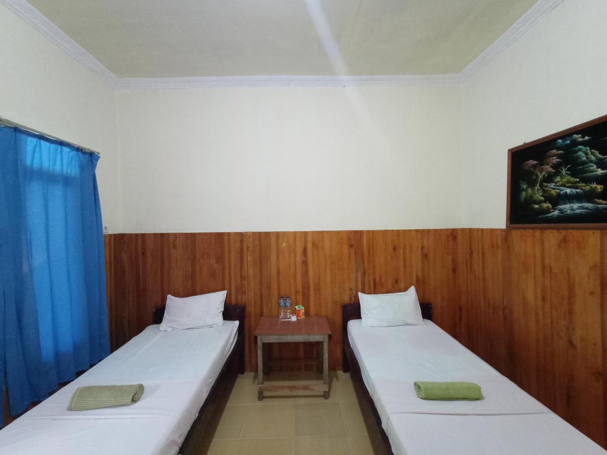 Tangkoko Lodge Bitung Exteriör bild